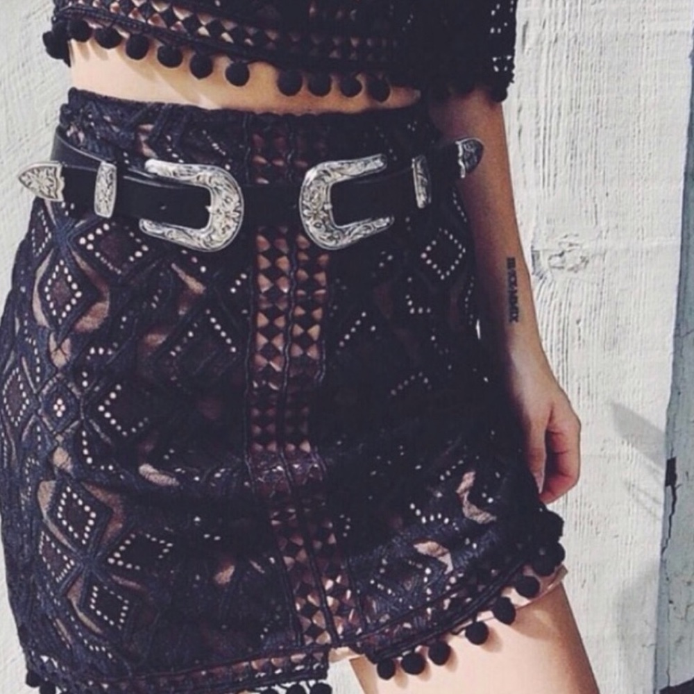 RESTOCKED🔃//double buckle vintage belt